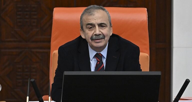 sirri-sureyya-onderin-suikast-girisiminde-soru-isaretleri-kamuoyuyla-neden-paylasilmadi-QLfU9u88.jpg