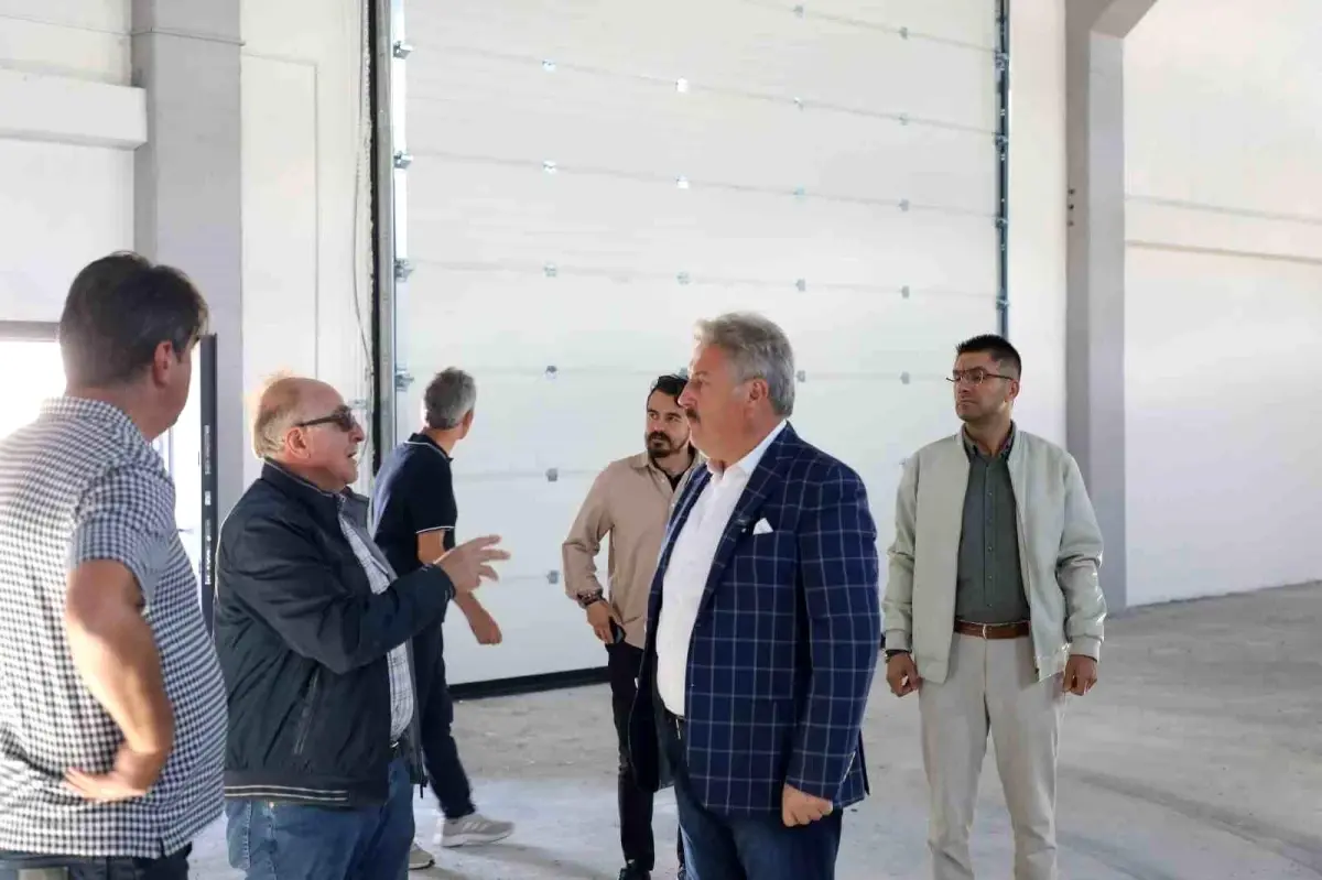 Melikgazi Belediyesi’nden Çiftçilere Destek: Yeni Selektör Binası ve Makine Parkı Açıldı