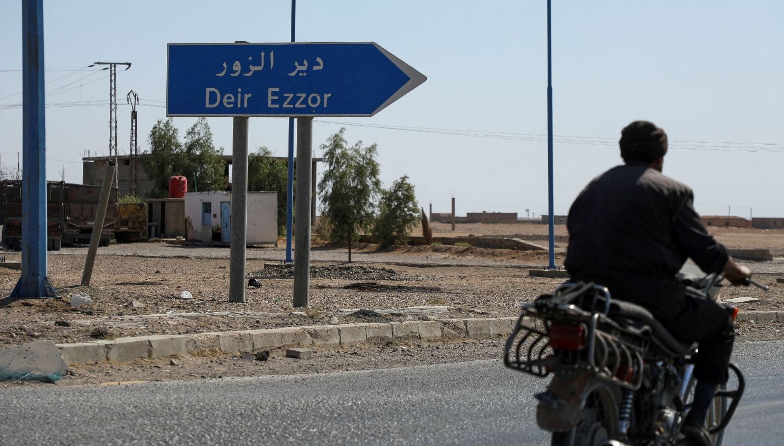 suriyede bakanlik personelinin otobusune saldiri 4 kisi oldu 9UzOjnOC.jpg