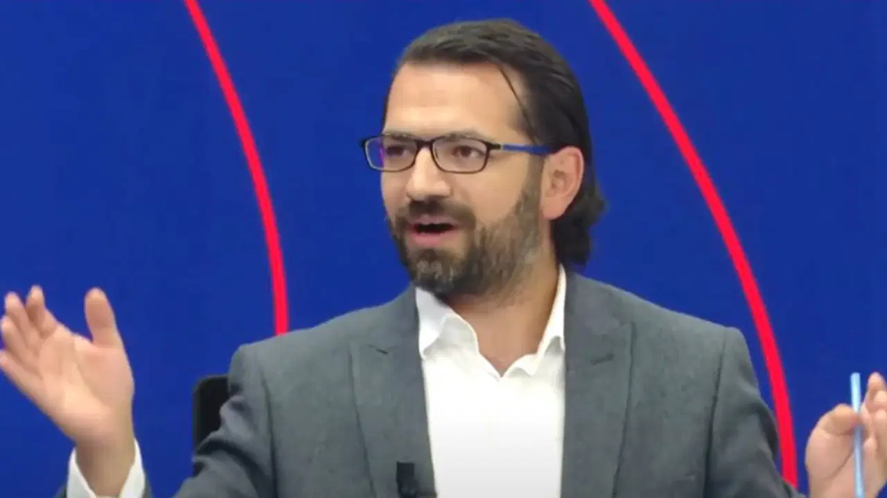 yandas gazeteci haci yakisiklidan akpye bayrampasa tepkisi boyle yaparsaniz istanbulu da kaybedersiniz yIbuS5Ul.jpg