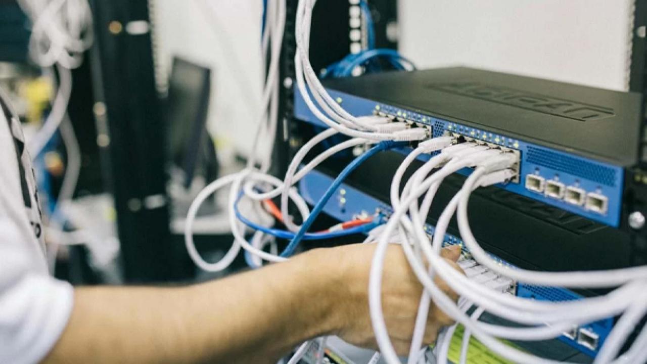 abd merkezli teknoloji devi duyurdu 2 bin 700 kisi isten cikartiliyor 9FIdQsfI.jpg