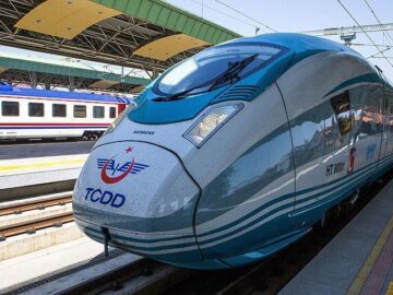 ‘Hızlı trenle seyahat eden her yolcu adına bir fidan dikilecek’ hizli trenle seyahat eden her yolcu adina bir fidan dikilecek 6CLk5N4x.jpg