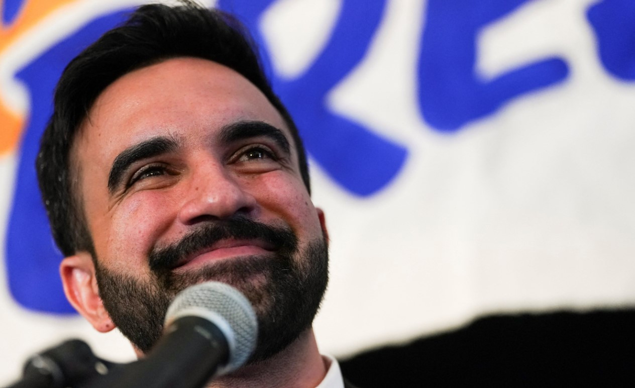 zohran mamdani kimdir nereli kac yasinda new yorkun ilk musluman belediye baskani zohran mamdaninin biyografi bilgileri OVqOFmrI.jpg